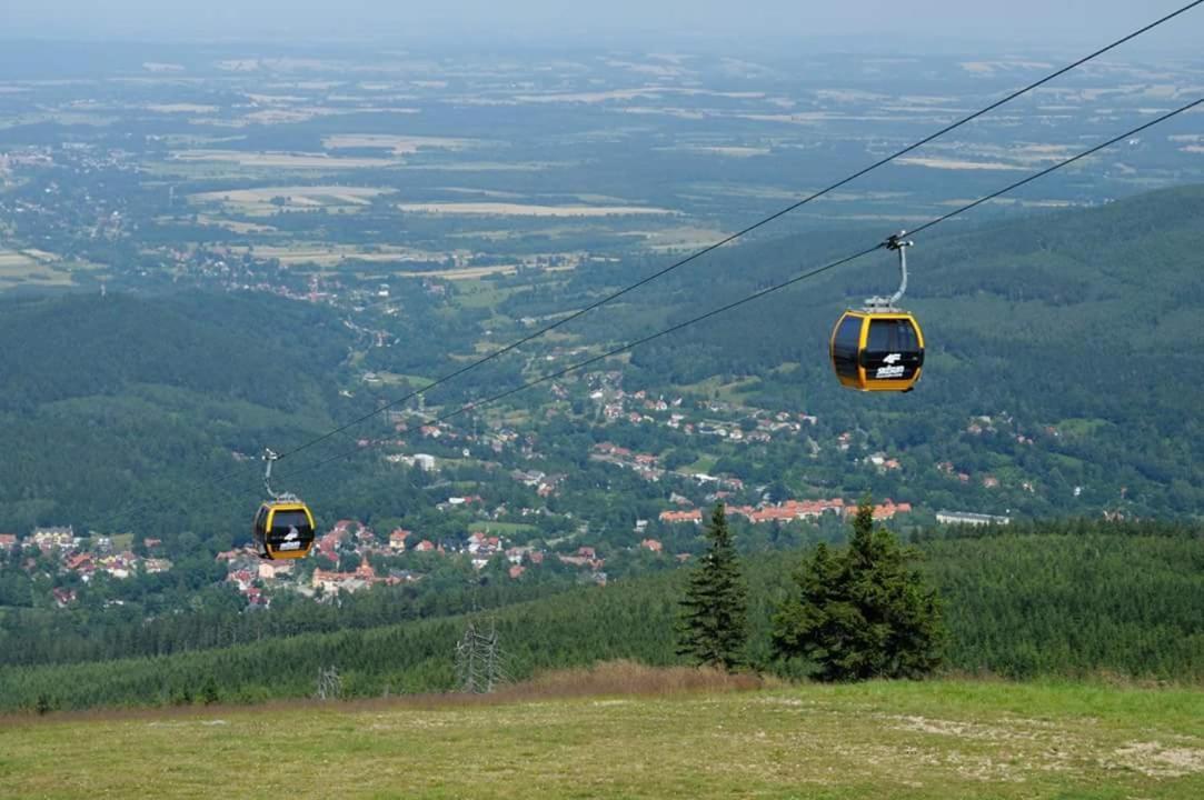 Dom Goscinny Finezja Świeradów-Zdrój Exteriör bild